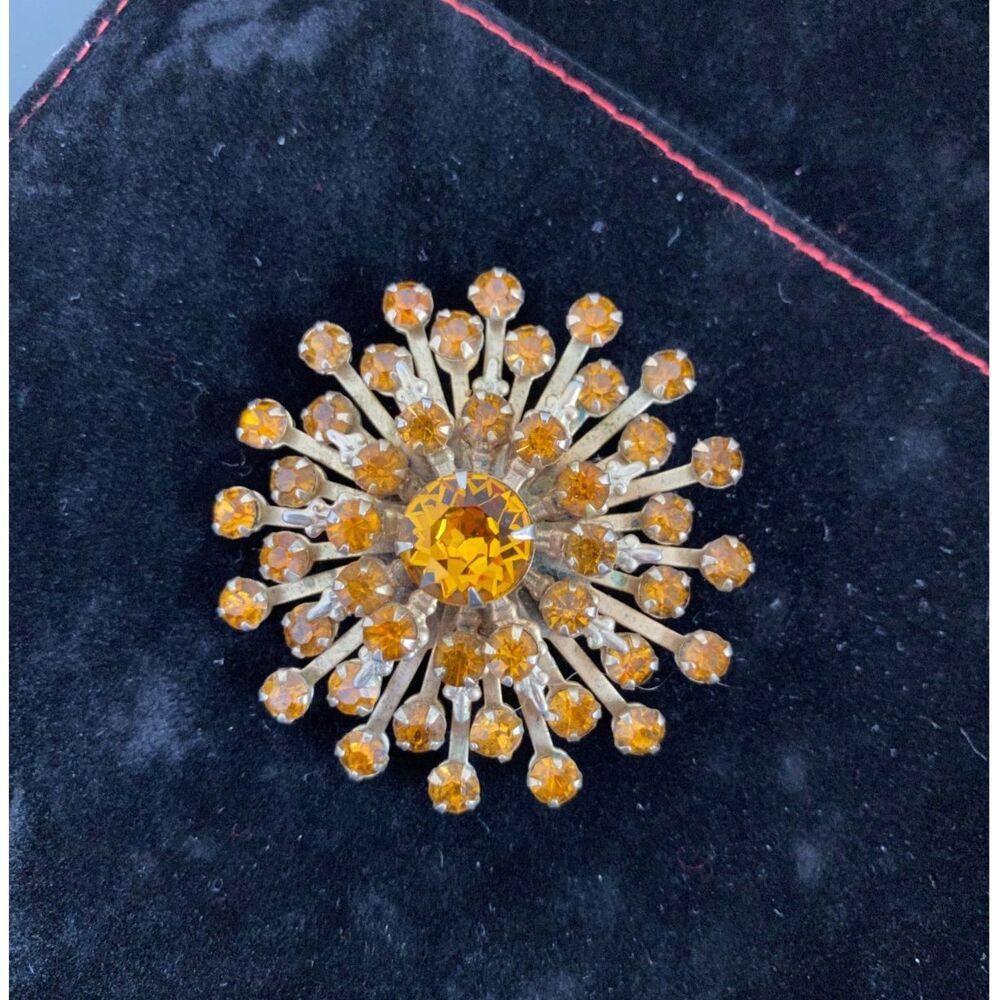 Vintage Sunburst Topaz Rhinestone Brooch Gold Tone Hardware 2" x 2" x .5"